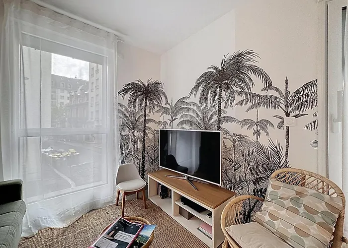 Les Allees Blatin 4 Pers דירה